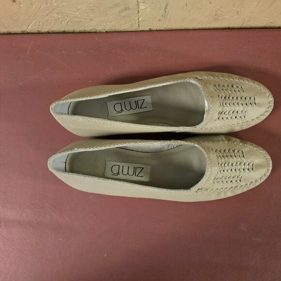 New Womens Light Taupe Leather Flats 8.5 9 10 - Picture 3 of 6